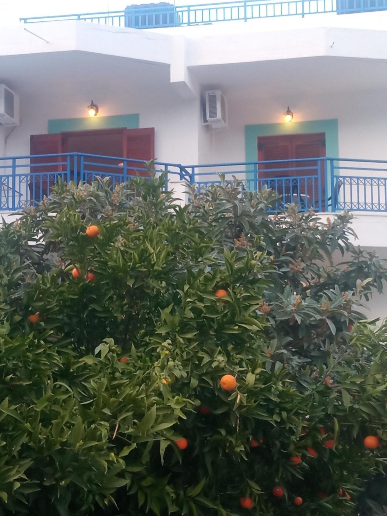 George Studios Сталида Экстерьер фото
